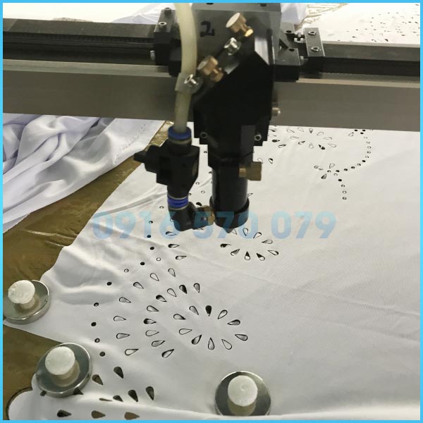 Cắt laser vải thun telekung